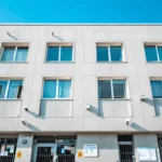 הכירו את ההגבלות החדשות על אורחים וביקורות פתע והשפעתן על שוכרי דירות. מדריך מעודכן להבנת השינויים והשפעתם על חווית השכירות שלכם.